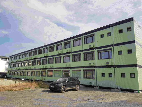 provisorischer Schulbau