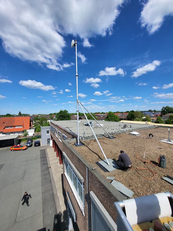 Endmontage - Dachdeckerarbeiten