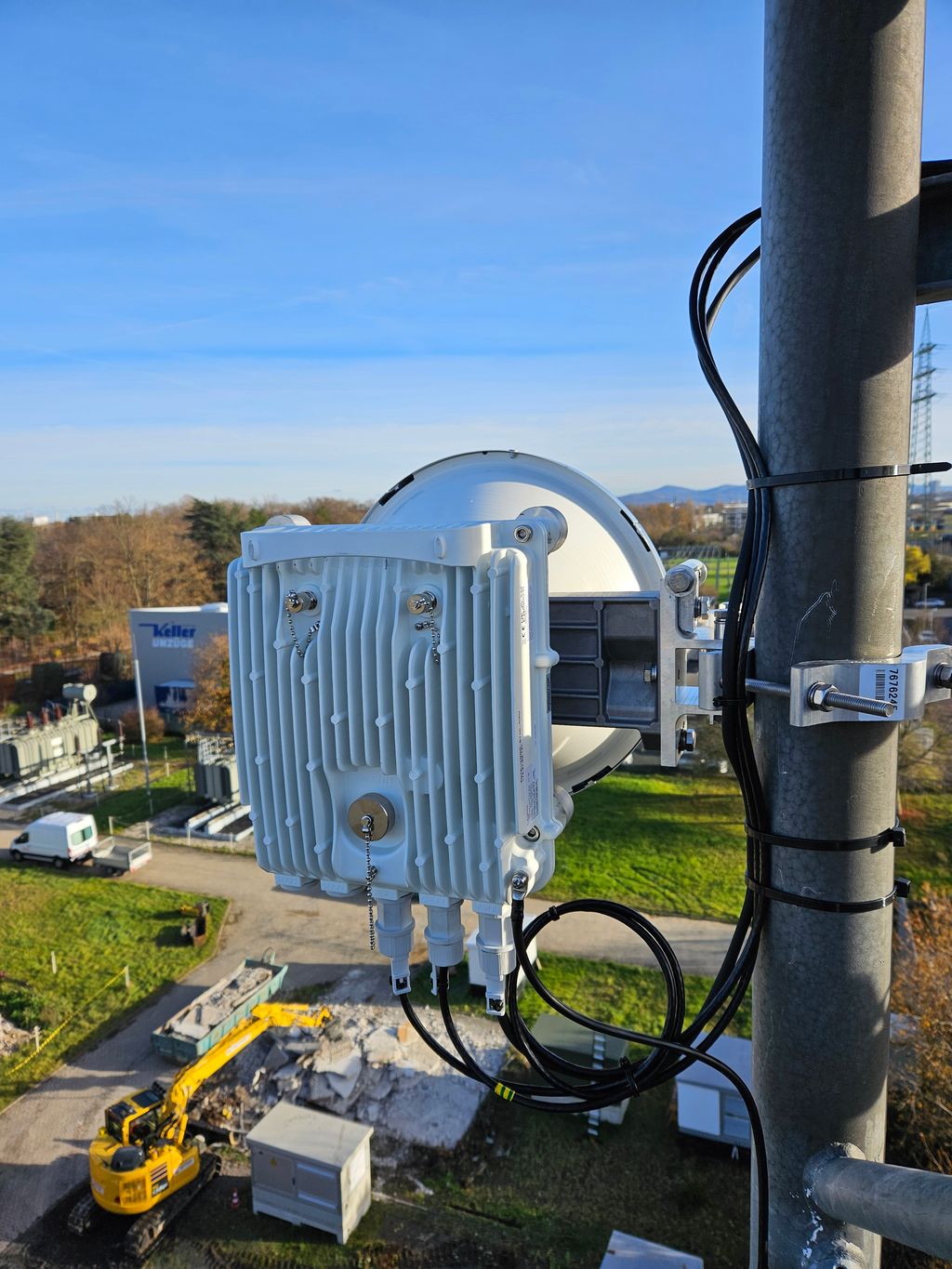 Richtfunk Full-Outdoor Unit Aviat WTM-4100 - Blickrichtung Bonn Innnenstadt