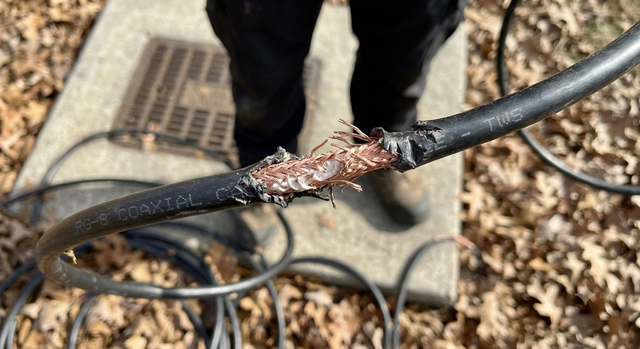 Defektes Kabel & Korrosion an Outdoor Unit