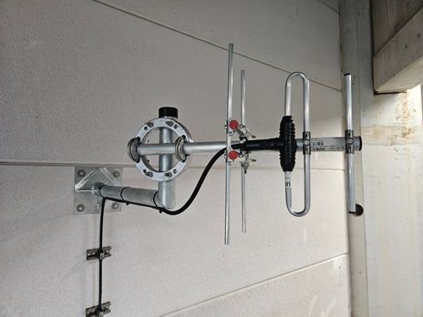 Montage Tetra Funkantennen